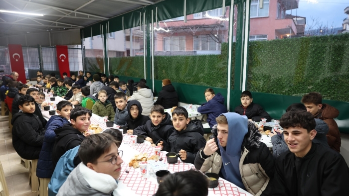 Derince’de Ramazan Buluşmaları Sürüyor